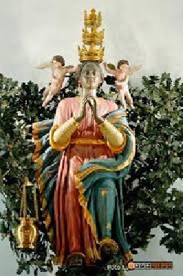 Incoronata, do Cordão e Nossa Senhora da Misericórdia século XI e XII